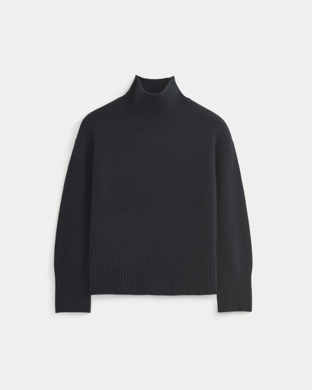 The Boxy Turtleneck in Cashmere | Navy - Image 2