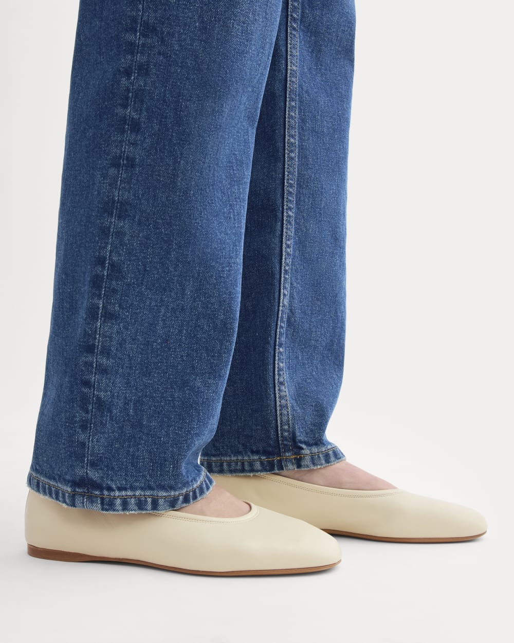 Made in Italy Flat | Crema - Image 9