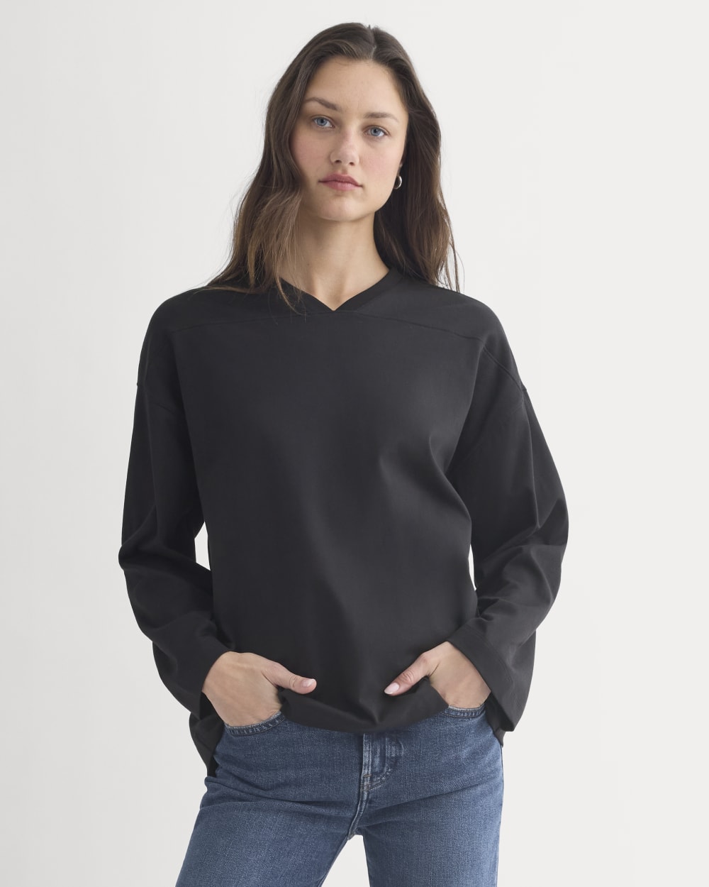 Retro V-Neck Jersey | Black
