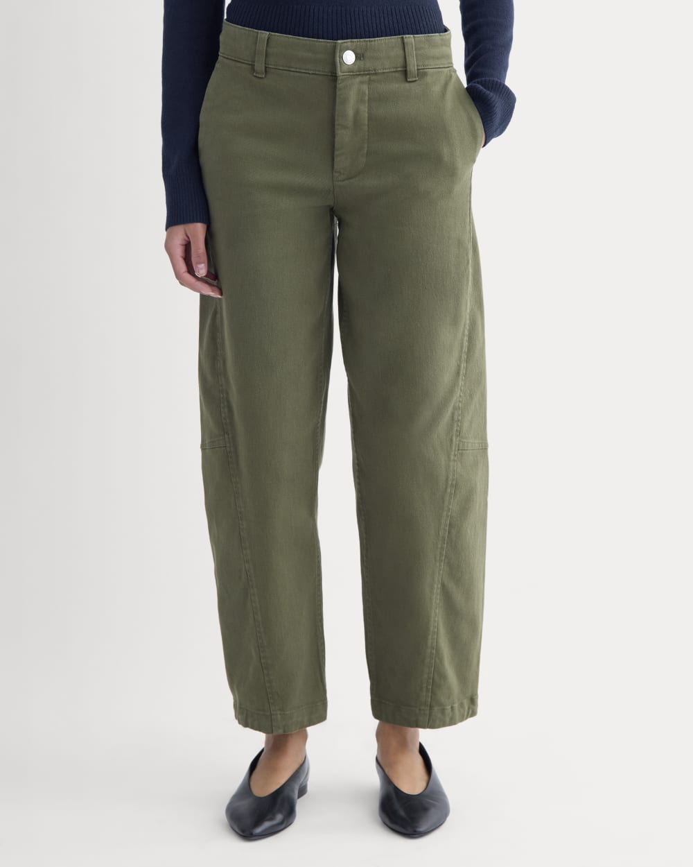 Twisted Seam Barrel Pant | Olive Night - Image 3