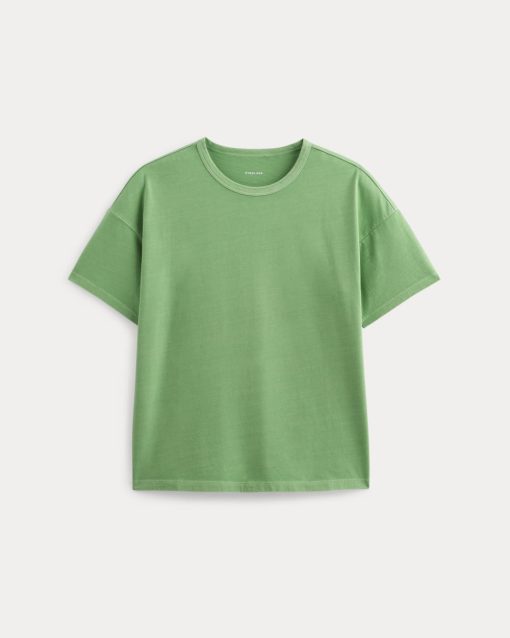 Alternative view of The Boyfriend Tee in Essential Cotton | Green Garment Dye