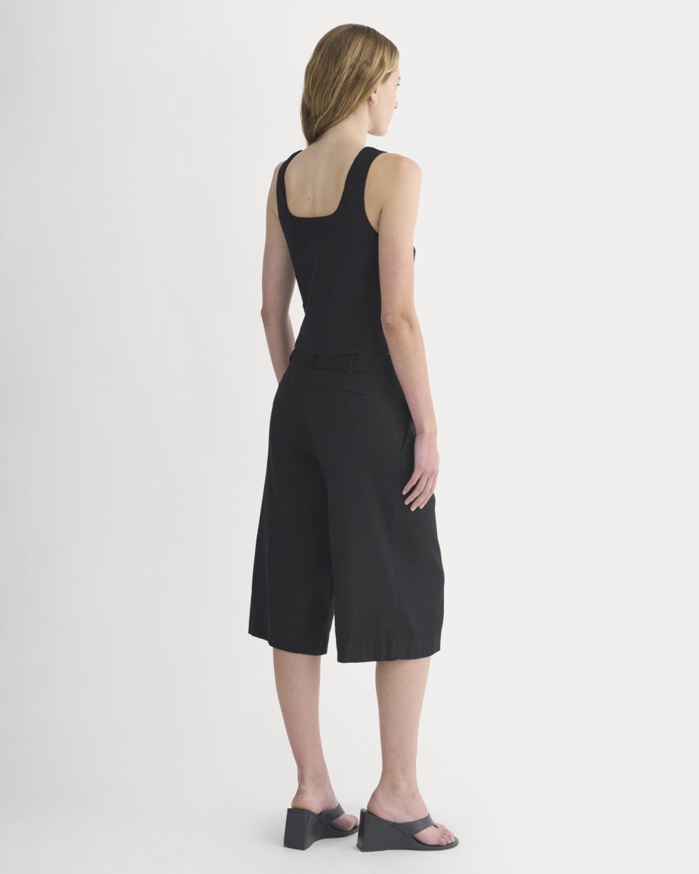 Square Tank in Stretch Linen | Black - Image 5