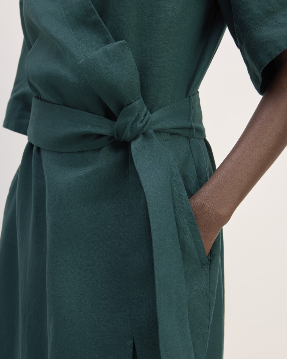 The Wrap Dress in Linen | Dark Sea - Image 5