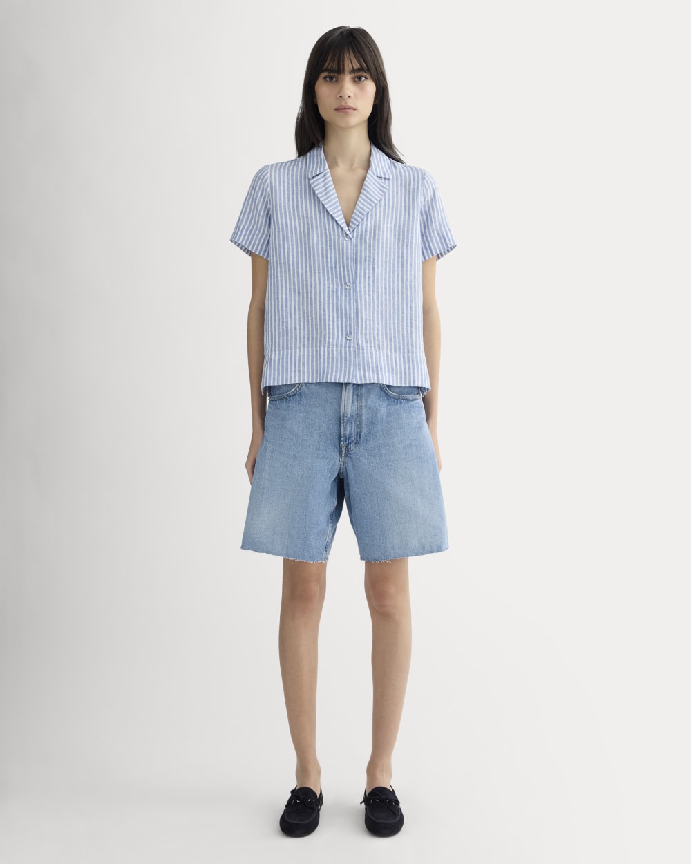 The Notch Shirt in Linen | Bluebell / Bone - Image 3