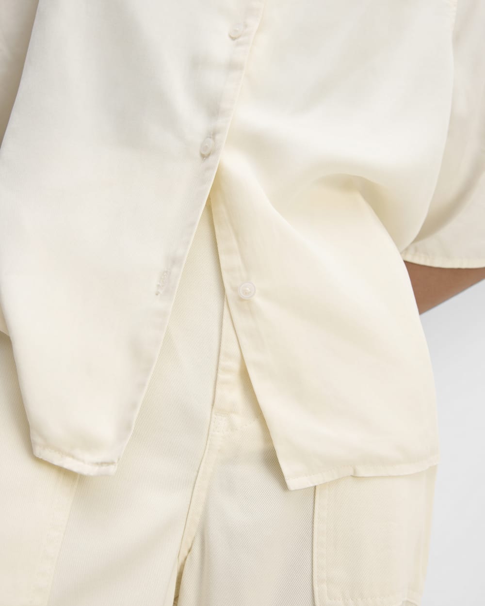 The Short-Sleeve Shirt in Butterlite | Bone - Image 5