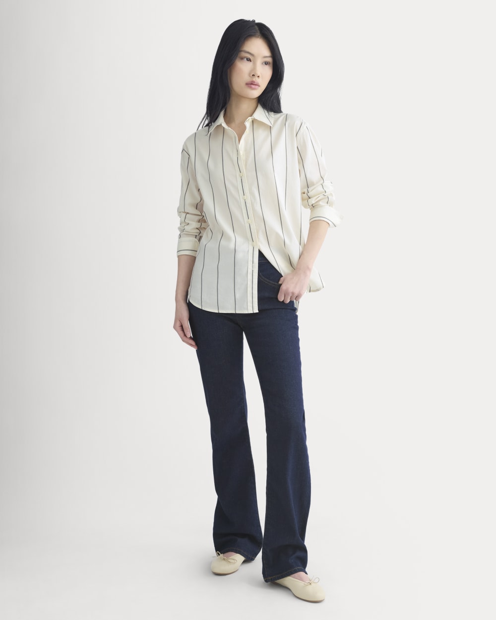 Everyday Shirt in Silky Cotton | Gardenia/Meteorite - Image 4