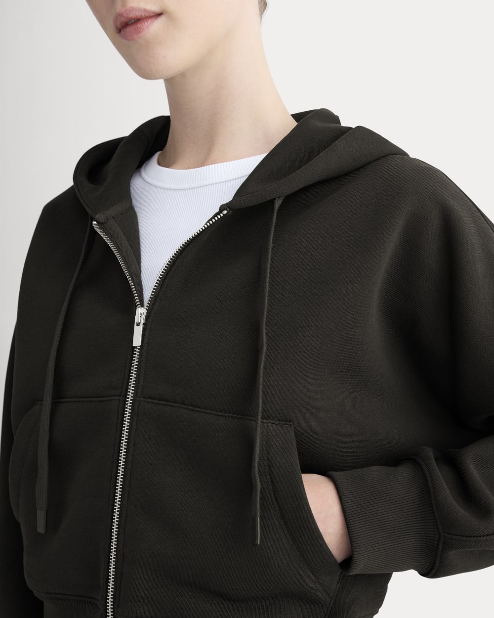 Luxe Fleece Full-Zip Cropped Hoodie | Black - Image 4