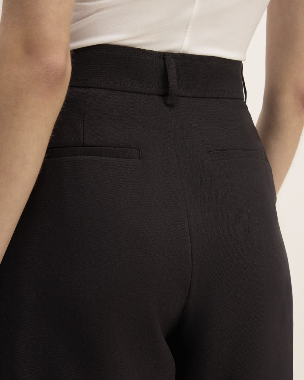 The Way-High® Drape Short | Black - Image 5