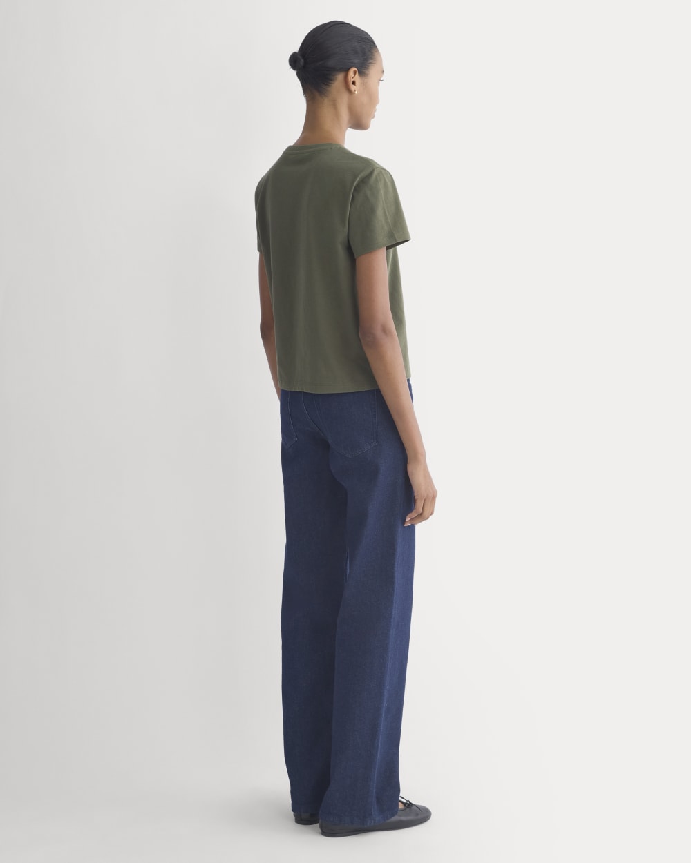 The Box-Cut Tee in Essential Cotton | Olive Night | No Pocket - Image 5