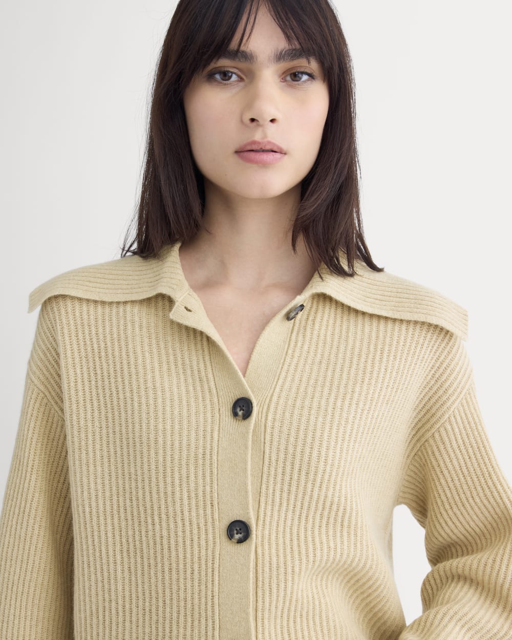 Fisherman Cardigan in Wool Cashmere | Heather Light Camel - Image 4