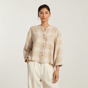 Alternative view of The Linen Billow Blouse | Iced Coffee Grid