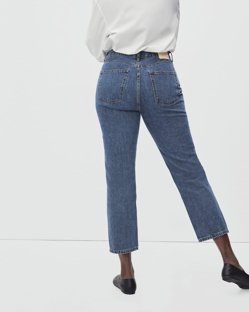 The '90s Cheeky Hourglass Jean | Medium Blue Wash | 26.5 Inseam - Image 5