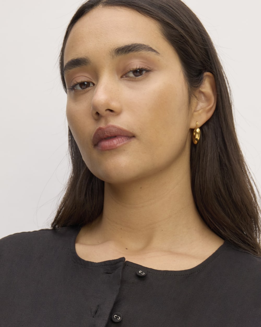 The Popover Shirt in Linen | Black - Image 4