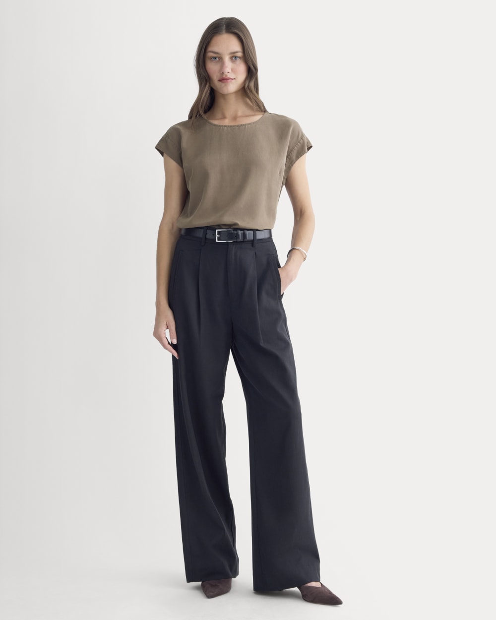 The Muscle Top in Butterlite | Deep Taupe - Image 3