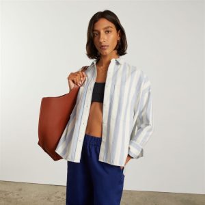 Alternative view of The Boxy Oxford | Blue / White