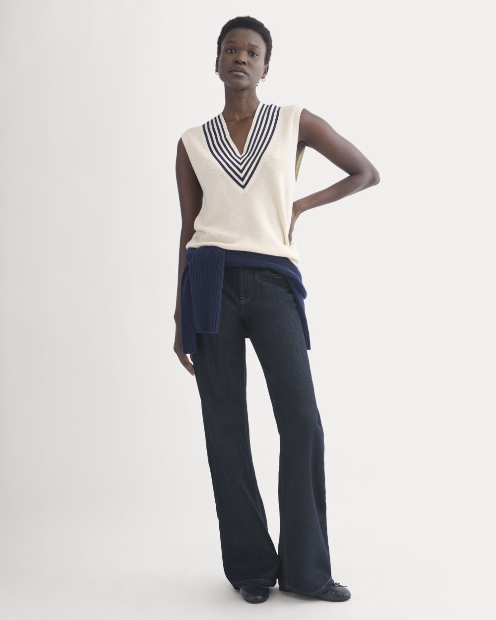 Relaxed V-Neck Vest in Cotton Merino | Canvas - Image 4