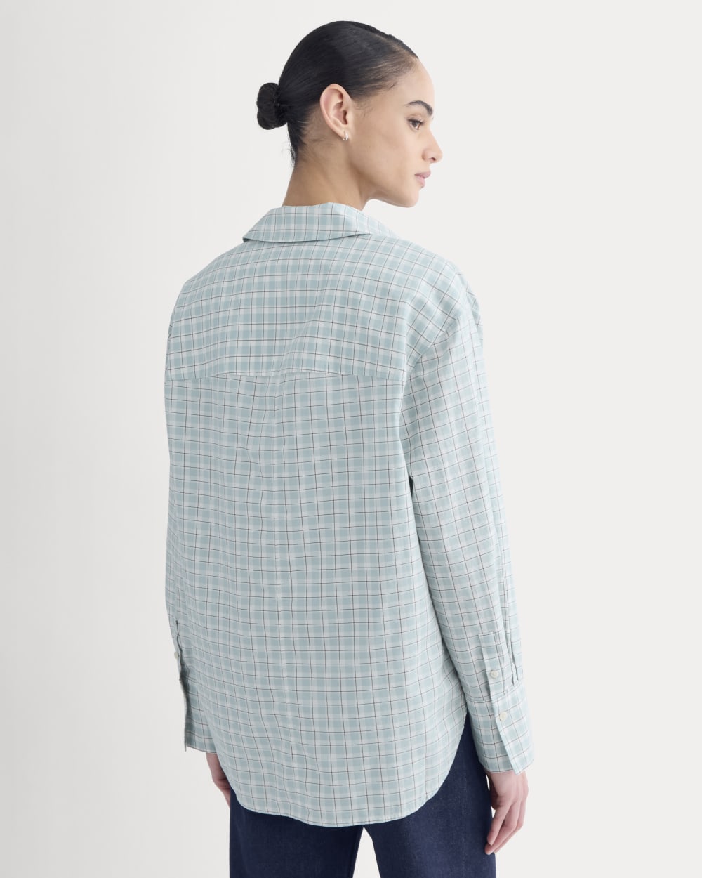 Everyday Shirt in Silky Cotton | Gray Mist - Image 5