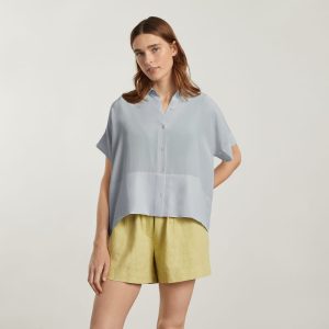 Alternative view of The Boxy Shirt in Washable Silk | Sky