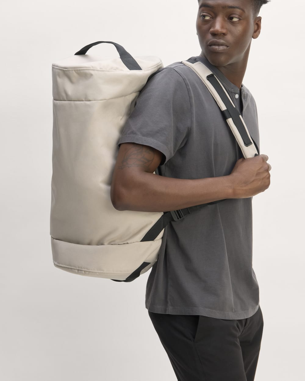 The ReNew Transit 4-Way Duffle | Warm Quartz - Image 3