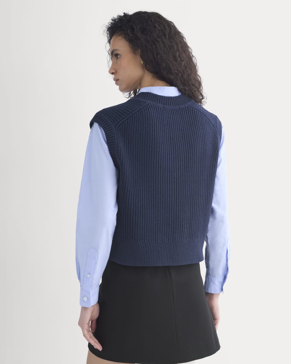 Ribbed V-Neck Vest in Everyday Cotton | Navy - Image 6
