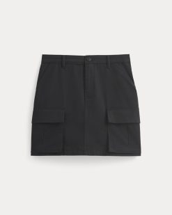 Alternative view of The Cargo Mini Skirt | Black