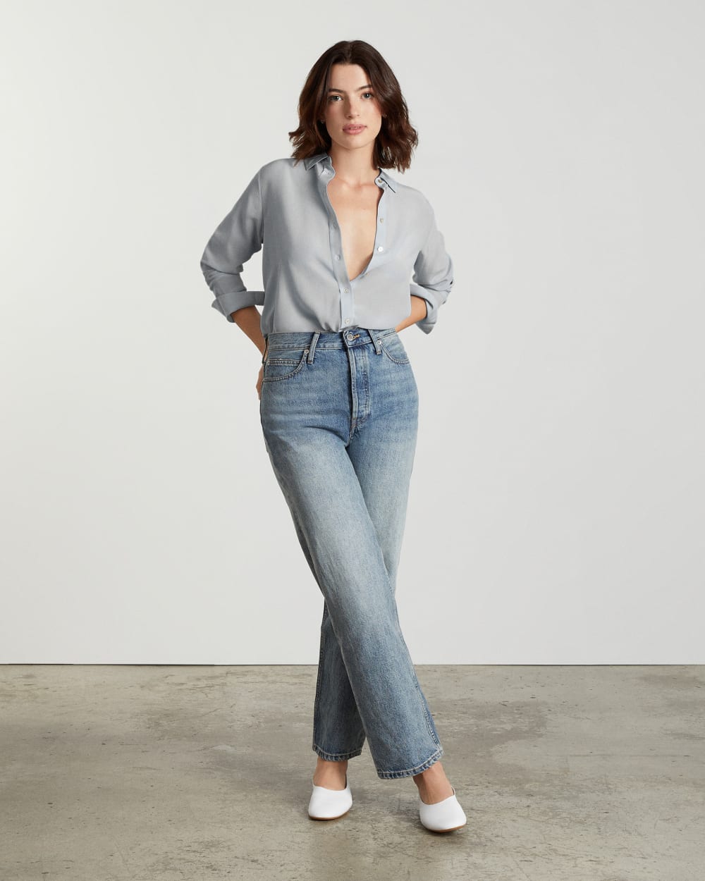 The Must-Have Shirt in Washable Silk | Sky - Image 4