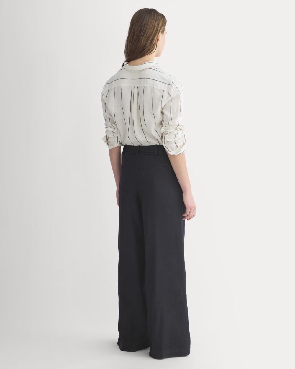 Wide-Leg Belted Pant in Stretch Linen | Black | Long - Image 6