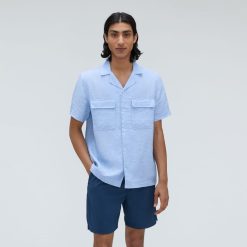 Alternative view of The Resort Shirt in Linen | Light Blue