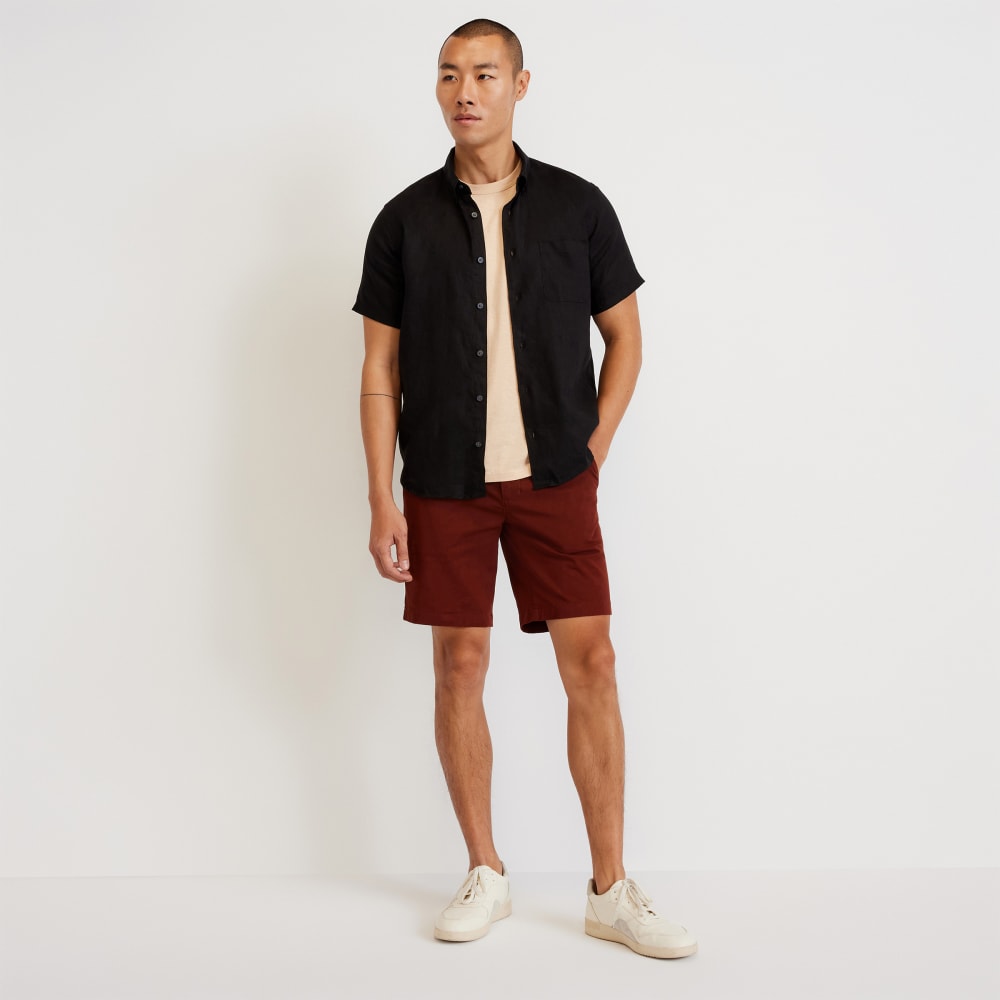 The Classic Short-Sleeve Shirt in Linen | Black - Image 6