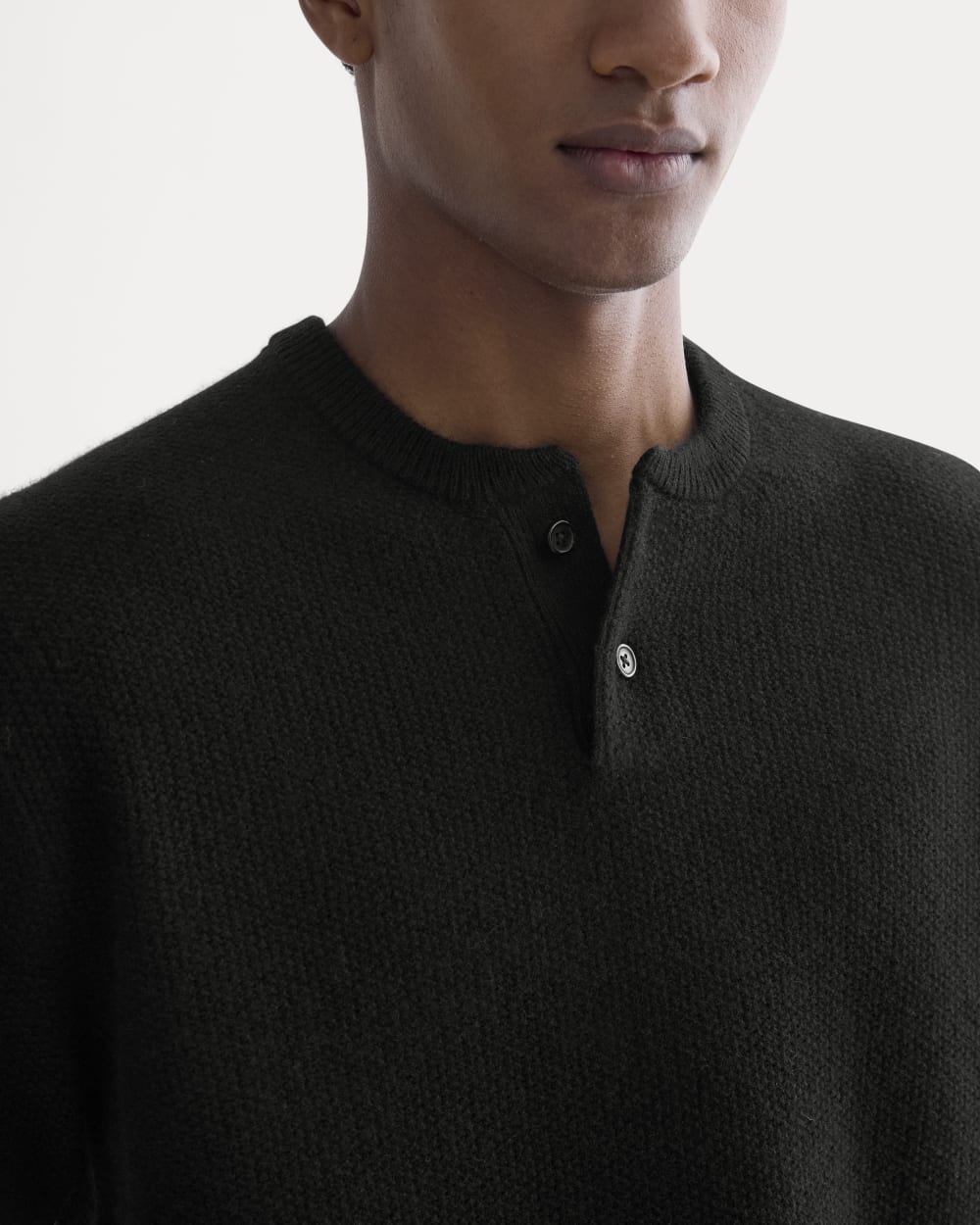 Henley in Wool Cashmere | Black - Image 4