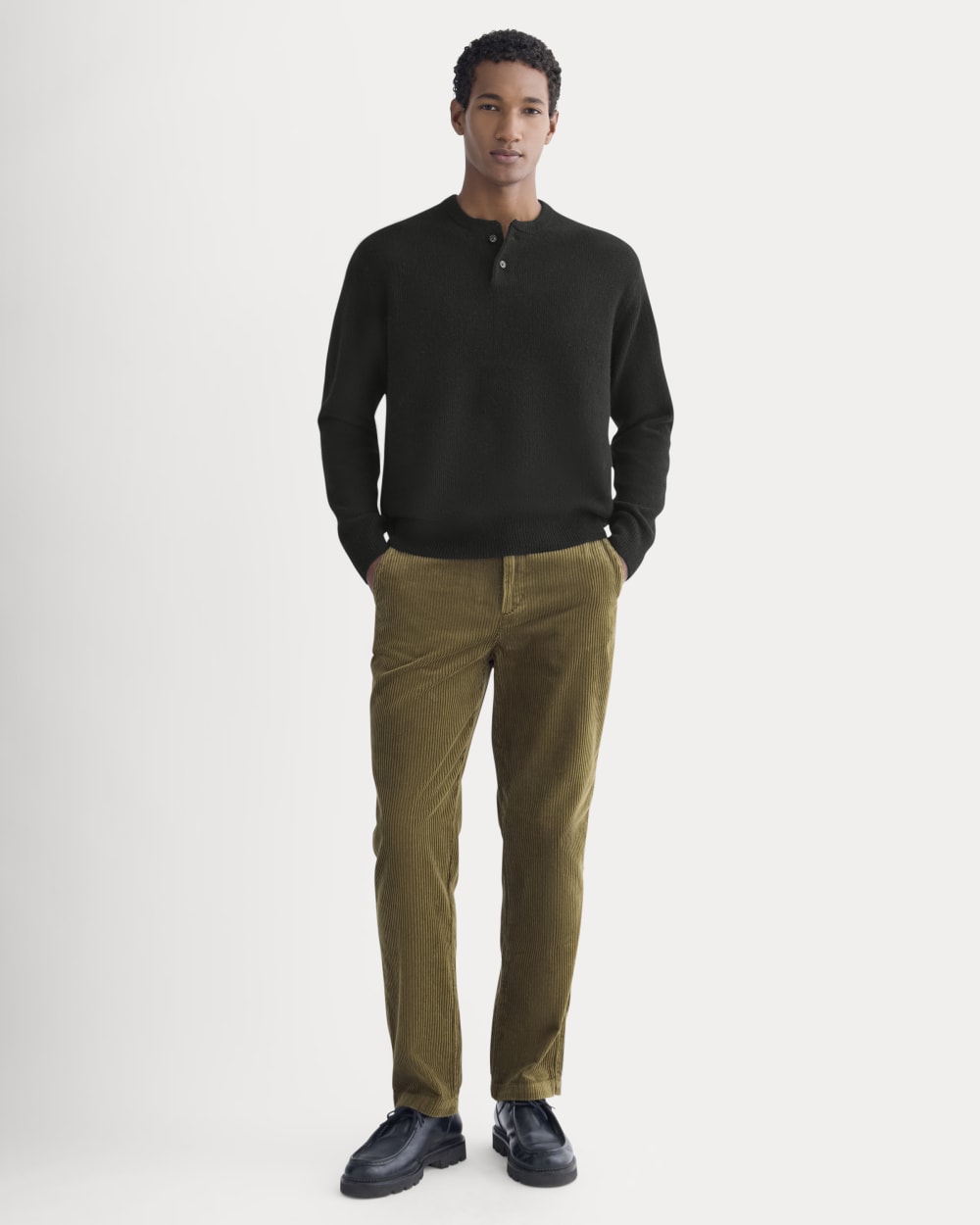 Henley in Wool Cashmere | Black - Image 3