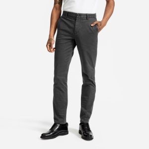 Alternative view of The Midweight Slim Chino | Muted Black