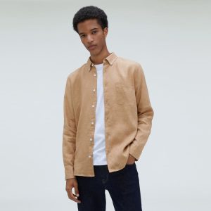 Alternative view of The Classic Shirt in Linen | Iced Coffee