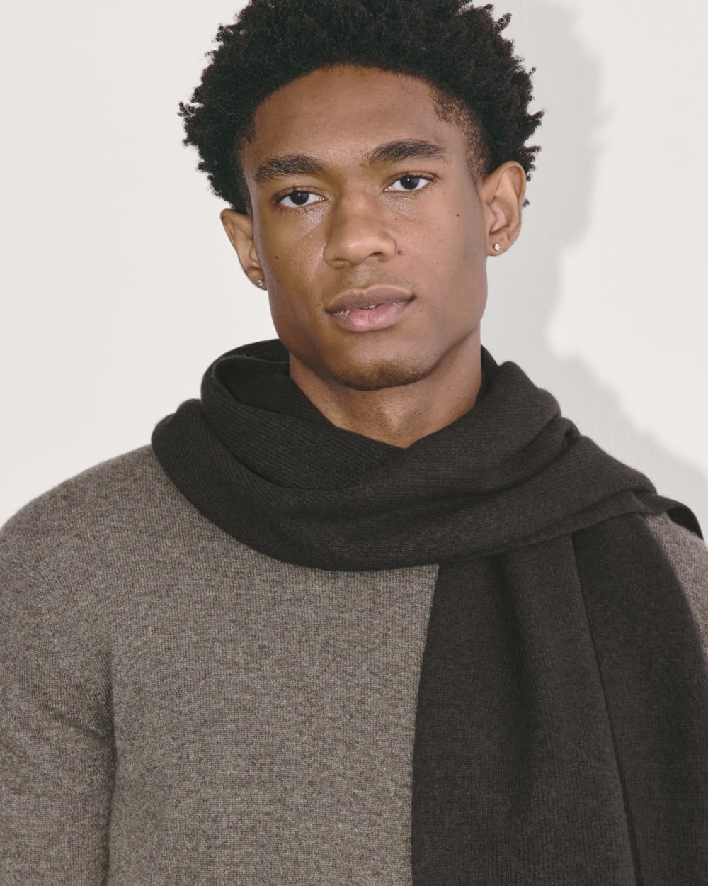 The Cabin Scarf | Black - Image 3