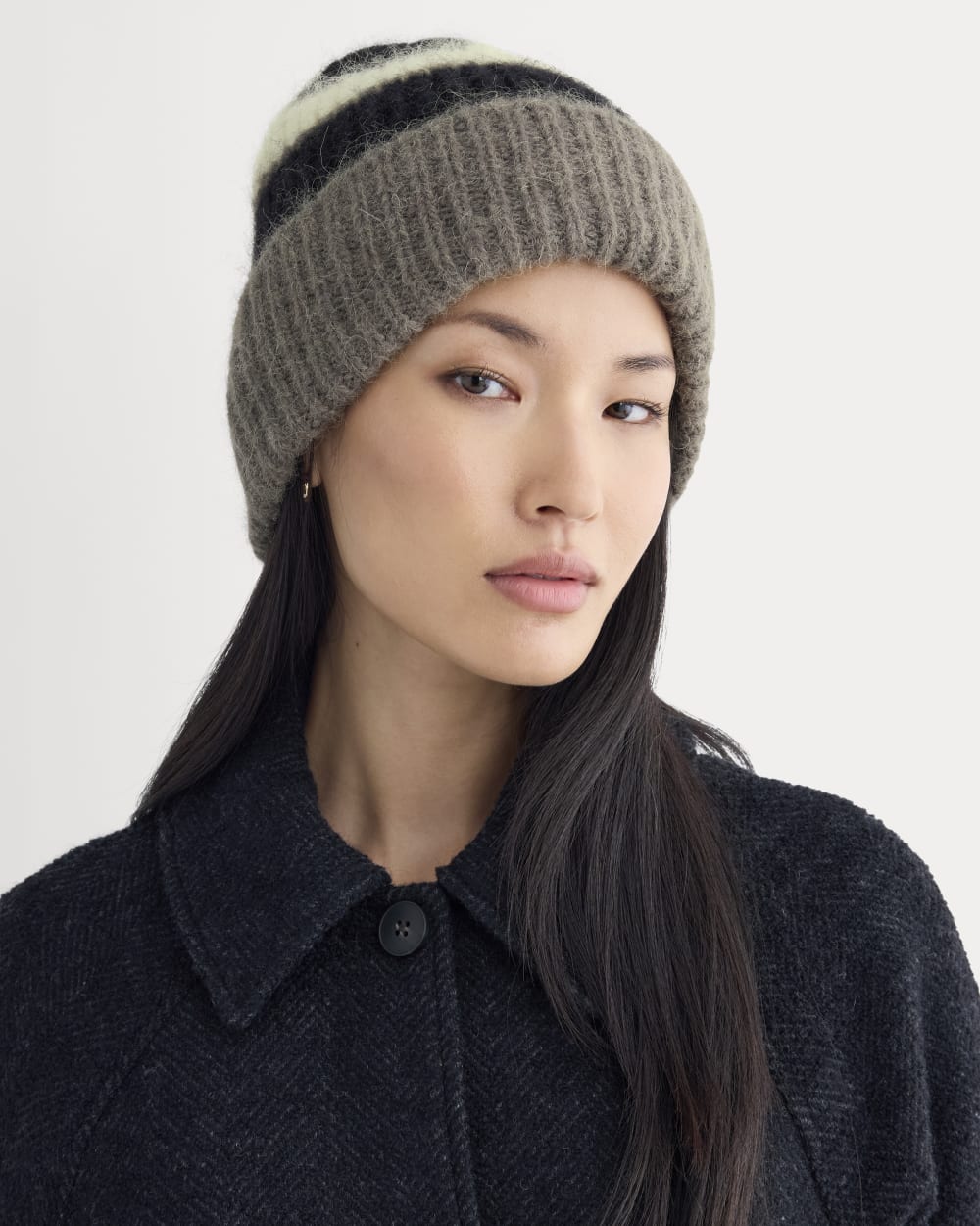 Plush Alpaca Beanie | Mid Grey Heather/Black/Bone - Image 2